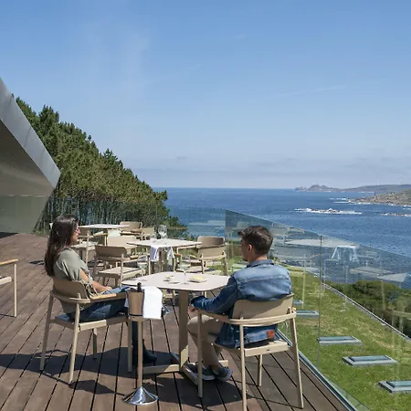 Отель Costa Da Morte 4*