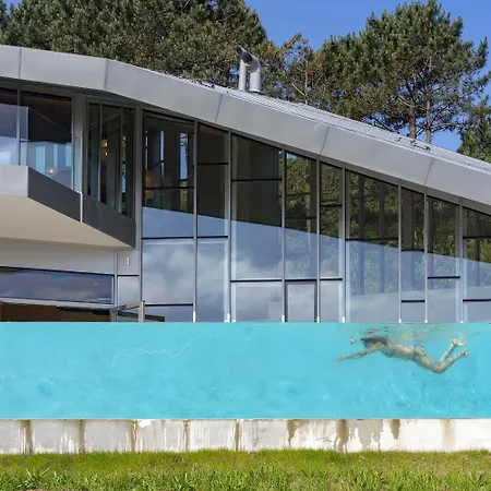 Отель Costa Da Morte 4*